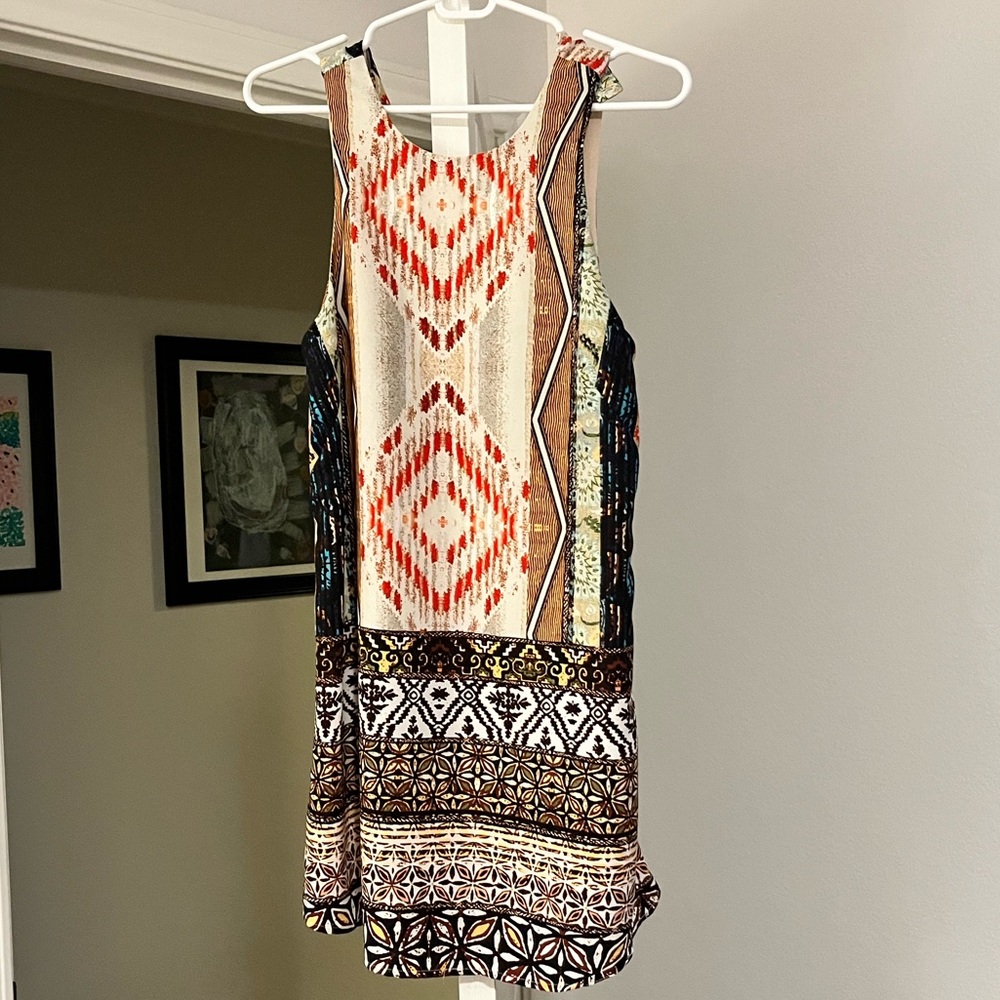 Short Sleeveless Patterned Dress